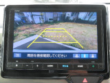 車庫入れ・駐車を安心サポート!バックカメラ装備です。