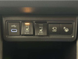 シートヒーター装備!エアコンに比べて暖まるスピードが速いので冬でも快適に過ごせます