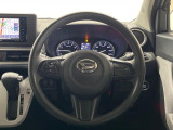 ステアリングも使用感が少なく、きれいな状態となっております♪