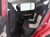 ゆとりある広々とした車内空間は、ドライブを始め買い物やレジャーなど、幅広く活躍します。一人でもみんなとでもお出かけを楽しみましょう!
