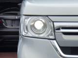 ★LEDヘッドライト搭載★ 白っぽく光る明るく省電力なLEDライト!先進的な白い輝きでフロントフェースを引き締めます☆