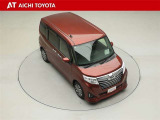 両側パワースライドドア付きだから、狭い駐車スペースなどでの乗り降りラクラク♪小さなお子さまのいるご家庭には嬉しい装備です。