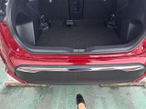 両手が塞がっても大丈夫☆キックセンサーで開け閉めできます☆