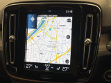 【9インチタッチスクリーン純正HDDナビ】「Apple Car Play」「Android Auto」対応のボルボ先進ナビゲーション「SENSUS」。最新地図データへ無料更新してお渡しします。