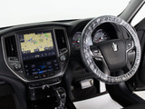 使いやすさや安全性を追求したステアリング周り!高級車ゆえにスイッチ類が多いのも特徴ですね!考え尽くされた配置ですぐに使いこなす事が出来ますのでご安心下さい!是非、体感してみて下さい!!