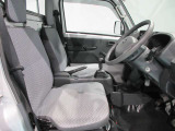 快適に運転できるドライブポジション!無理のない運転姿勢がとれます