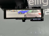 後席の人や荷物などで後方の視界が遮られてもインテリジェントルームミラーで後方カメラの映像が映りますので後方確認が良好です。