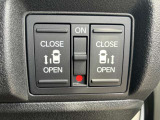 両側電動スライドドアを運転席からも操作することが可能です!