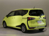ご覧の車両以外にも多数のU-Carを展示販売しております。
