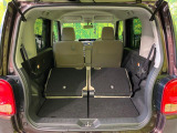 普段のお買い物や通勤、送迎等に十分な荷室スペースを確保しております。セカンドシートを倒すと、大きな荷物の積載も可能です♪