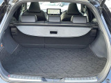 【トランク】積み込みやすくて、たっぷり積める荷室です。シートアレンジできるものは、乗車人数と荷物の量や大きさによってシートを動かすことができるので、より快適なドライブが可能です!