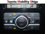 ワンタッチで室温調整!便利なオ-トエアコン装着車です。