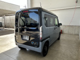ホンダセンシング装着車となっております。衝突軽減ブレーキ、誤発進抑制機能、歩行者事故低減ステアリング、路外逸脱抑制機能、アダプティブクルーズコントロール、車線維持支援システム他、安全運転を幅広く支援。