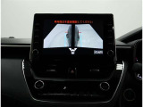 パノラミックビューモニター装備!サイドビュー・車両に取り付けたフロント、サイド、バックカメラの映像を合成して画面上に表示させることで、低速時の運転を補助する装置です。