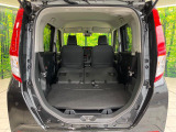 普段のお買い物や通勤、送迎等に十分な荷室スペースを確保しております。セカンドシートを倒すと、大きな荷物の積載も可能です♪