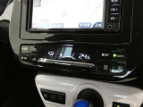 オートエアコンです。快適な温度を保ち、オールシーズン快適です。