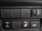 非常時やキャンプなどに役立つAC100Vコンセント付きです。
