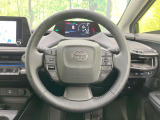 ステアリングも使用感が少なく、きれいな状態となっております♪