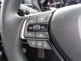 オーディオの操作がステアリングスイッチからも出来て便利ですよ。