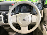 ステアリングも使用感が少なく、きれいな状態となっております♪