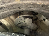 お車を安心してお乗りいただく為には、足回りの定期点検が欠かせません。サービスサポート(有償保証)では無料点検もご提供しており、安心のカーライフをお過ごしいただけるサポート体制が整っています。