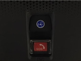 Honda CONNECTが安心快適なカーライフを実現します。万一の時も緊急通報ボタンやトラブルサポートボタンで24時間365日お客様をサポート。大事なお車の盗難やいたずらなどにも対処します。