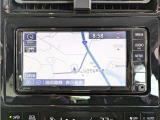 純正ナビを装備。タッチパネル式で使いやすく、お出かけもラクラクです。