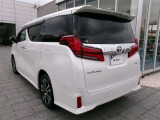 走りにこだわりながら収納力も持ち合わせたお車です。荷物を載せて軽快なドライブを楽しめますよ♪