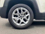 JEEP純正17インチアルミホイール装備