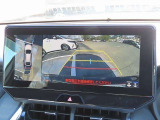 「パノラミックビューモニター」でクルマを真上から見るように周囲を確認でき、駐車の際に大活躍☆