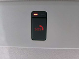 SOSコール搭載車です。コールセンターに直接繋がり、事故のサポートをしてくれます。