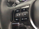 ステアリングリモコンは、運転中でも簡単に音量調整やチャンネル変更もできます!わき見運転防止にもつながるので安心です♪