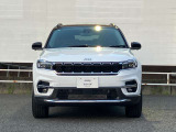伝統の7スロットグリルはJeepの象徴です