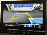 ★バックモニター搭載★ バック時目視しにくいクルマの周囲をカメラで映し出し、安全・安心駐車をサポート♪バックの苦手な方も後ろがハッキリ見えるので安心です☆