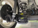 お車を安心してお乗りいただく為には、足回りの定期点検が欠かせません。サービスサポート(有償保証)では無料点検もご提供しており、安心のカーライフをお過ごしいただけるサポート体制が整っています。