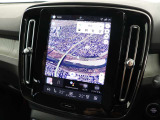 カーナビ、運転支援システムや空調、オーディオの設定もこの画面を介して行います。電話のほか、エアコン、シートコントロール、車両設定などもえます。