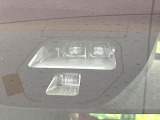 【シティブレーキアクティブシステム】低速走行中に前方の車両等を認識し、衝突しそうな時は警報とブレーキで衝突回避と被害軽減をアシスト。より安全にドライブをお楽しみいただけます。