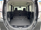 後席を格納すると、これだけの広さが!シーンに合わせたシートアレンジで、大きな荷物も積むことが出来ます♪