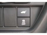 パワーテールゲート装備!運転席から開閉操作が可能です。