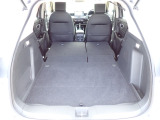 ◆後部座席を両方倒せば驚きの広さに!大きな荷物が積めます!