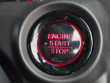 鍵を取り出さずに始動できるプッシュスタート。快適にお使いいただけます。