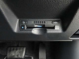 ETC!料金所も止まる事無くスイスイです!窓を開ける必要も無いので雨や花粉、排気ガスの浸入もありません!今や必需品ですネ!