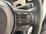 クルーズコントロールを装備しています。高速道路などで一定の速度で走ってくれるので運転が楽ですよ!速度を設定できますので、スピードの出しすぎにも注意できます。