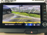 バックモニター付きで、車庫入れやバック時の後方確認をしっかりサポート。モニターに映し出される映像で死角も確認しやすく、狭い場所での駐車や後退時の操作をより安心して行えます。