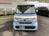お客様に安全で快適なカーライフをお送りいただくために、中古車にも高いレベルの品質基準を設け、その基準に従って、全ての中古車について納車前整備を実施しています。