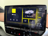 ナビゲーションで車両情報や安全装備、オーディオなど細かな設定が可能になります。