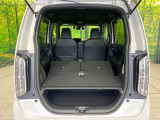 普段のお買い物や通勤、送迎等に十分な荷室スペースを確保しております。セカンドシートを倒すと、大きな荷物の積載も可能です♪