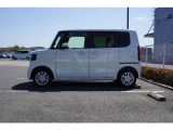 Honda SENSINGとは衝突を予測してブレーキをかけたり、前のクルマとちょうどいい距離でついていったりできる多彩な安心、快適機能を搭載した先進の安全運転支援システムです。