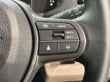 クルーズコントロールを装備しています。高速道路などで一定の速度で走ってくれるので運転が楽ですよ!速度を設定できますので、スピードの出しすぎにも注意できます。