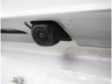 バックカメラが付いているので後方確認が非常にしやすいです。今や運転初心者も熟練者も必須装備!ついていて損はないですね♪